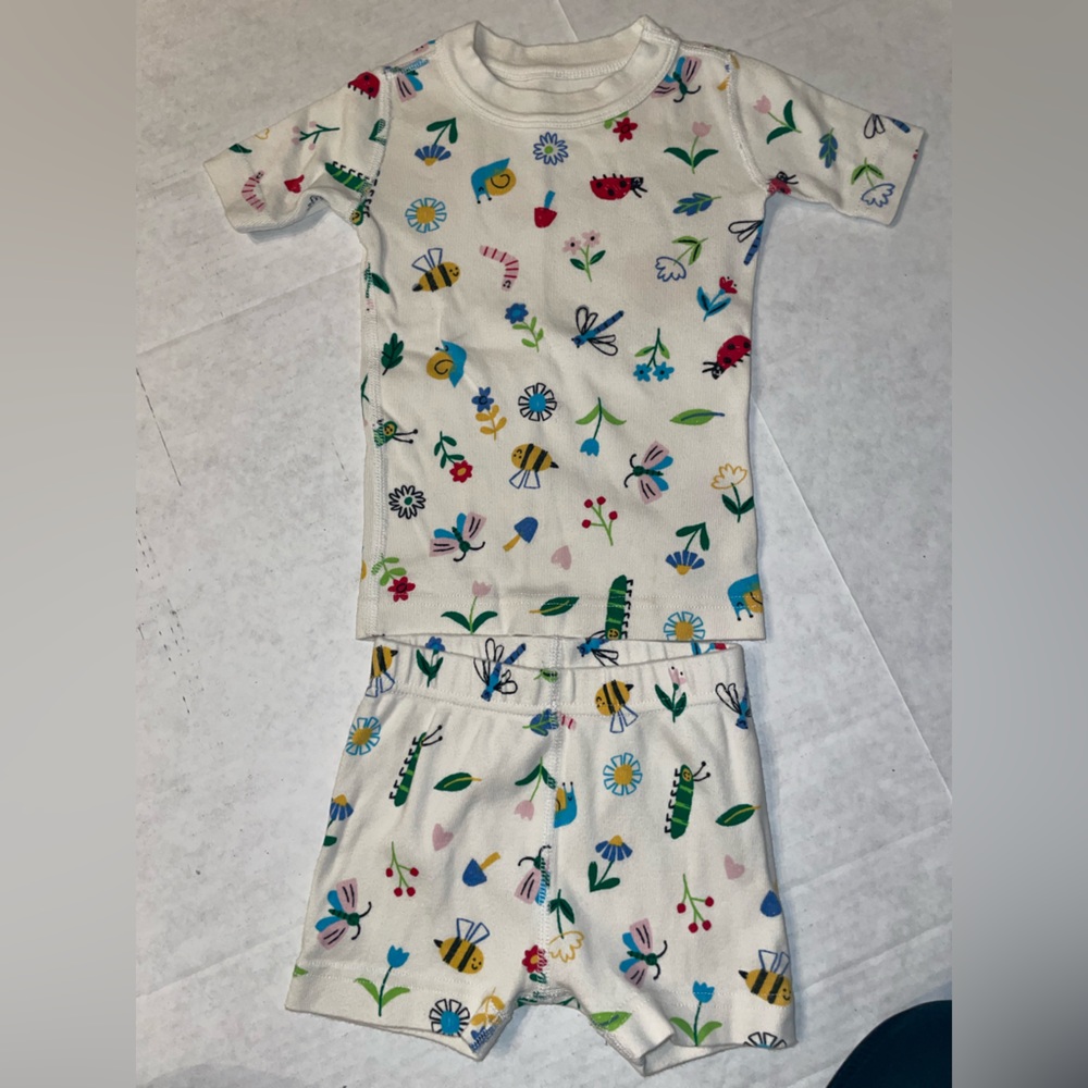 Hanna andersson moon & back bug pajamas